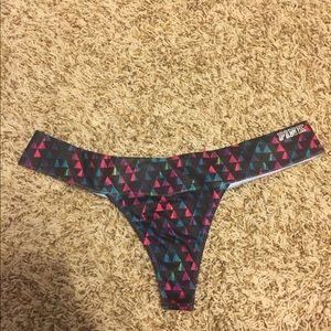 Thong, pink